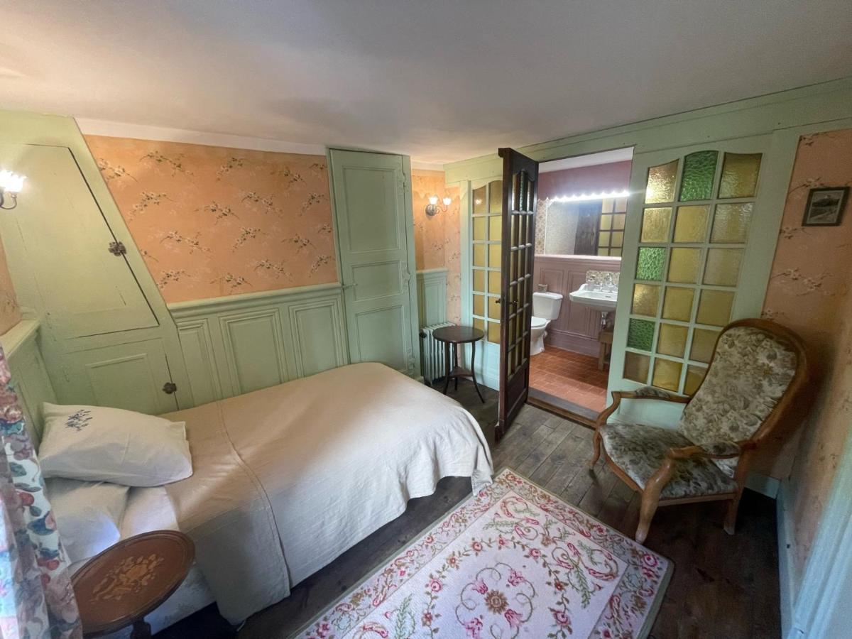 Epicerie Vieille Du Puy En Velay Hotel Le Puy-en-Velay Cameră foto